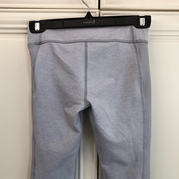 Ivivva by Lululemon yoga crops - Picture 7 of 10